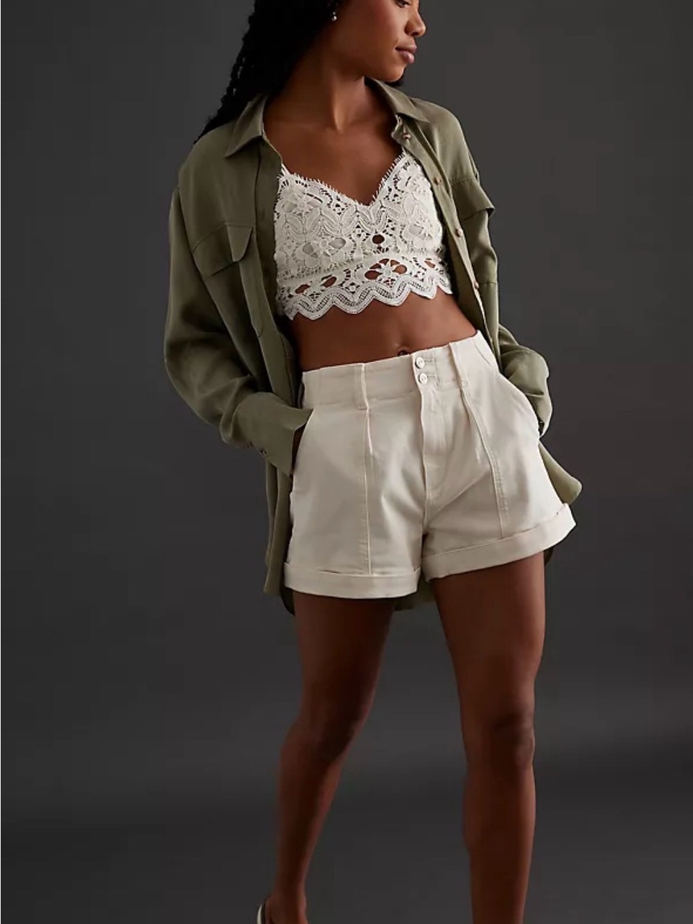 PAIGE Brooklyn pleated stretch denim shorts - Picture 4 of 7